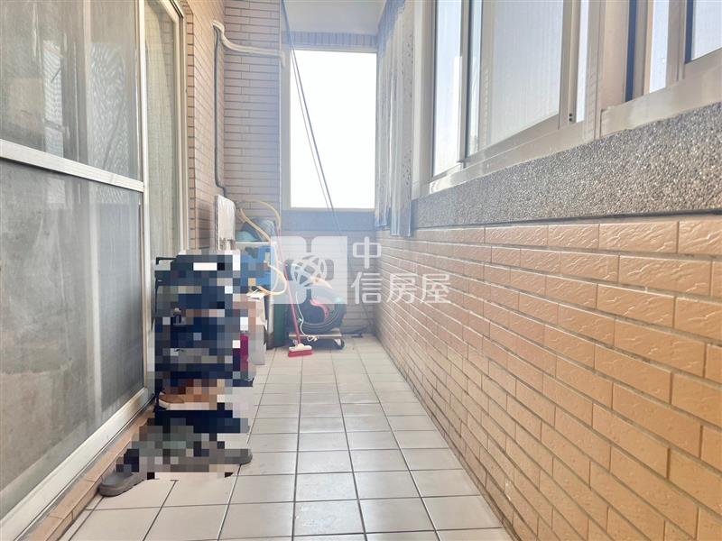大里仁化成功商圈震後四房平車房屋室內格局與周邊環境