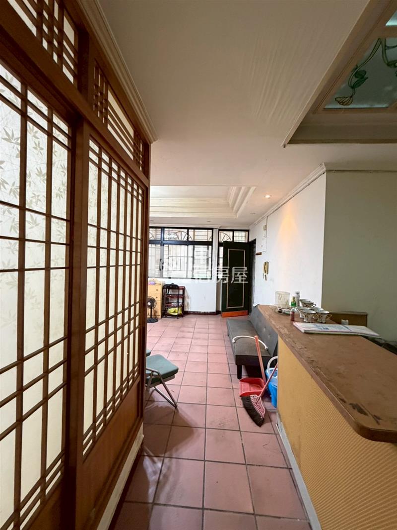 ●中平街3樓自住收租皆宜