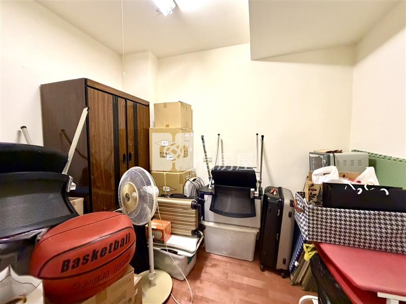 內壢華勛商圈精美裝潢6房活巷透天房屋室內格局與周邊環境