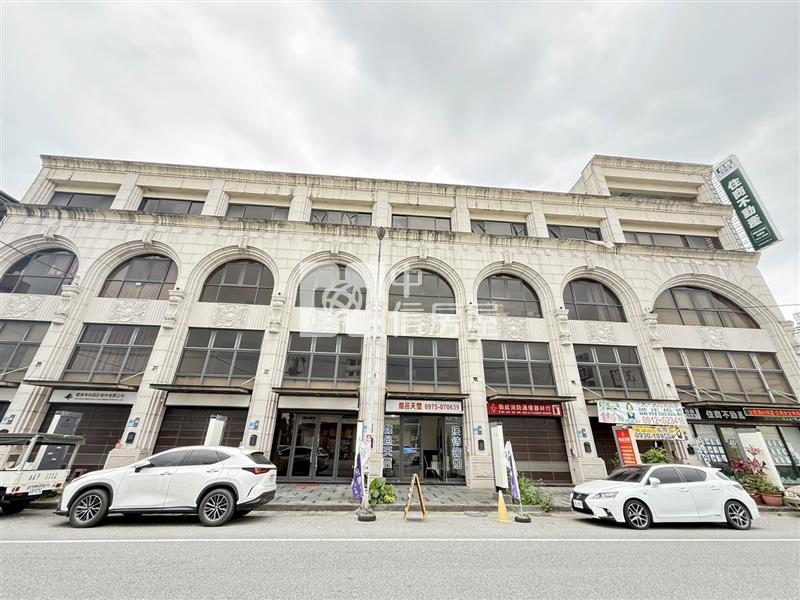 自強路電梯大店面房屋室內格局與周邊環境