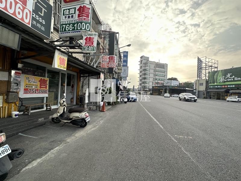 屏東房屋＂榮總三角窗包租店面＂房屋室內格局與周邊環境