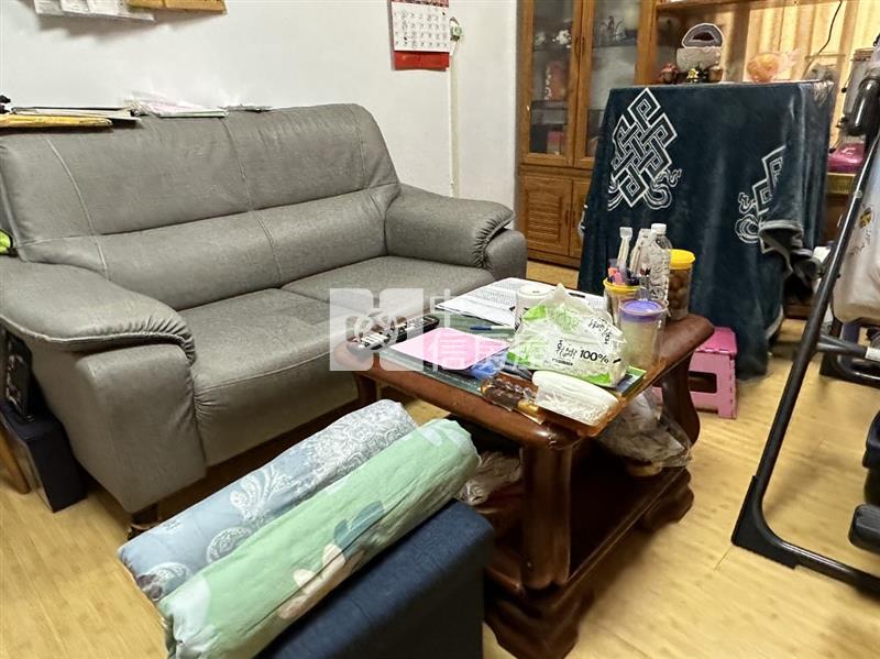 屏東房屋＂榮總三角窗包租店面＂房屋室內格局與周邊環境