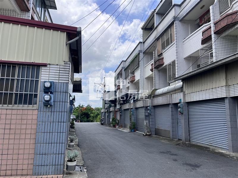 近保西國小傳統車庫透天房屋室內格局與周邊環境
