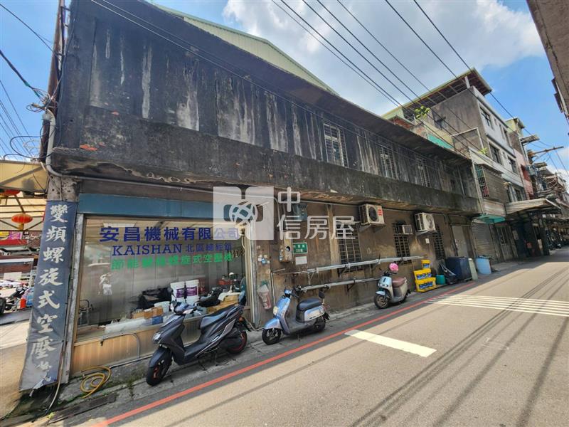 桃鶯路金雞母邊間透天房屋室內格局與周邊環境