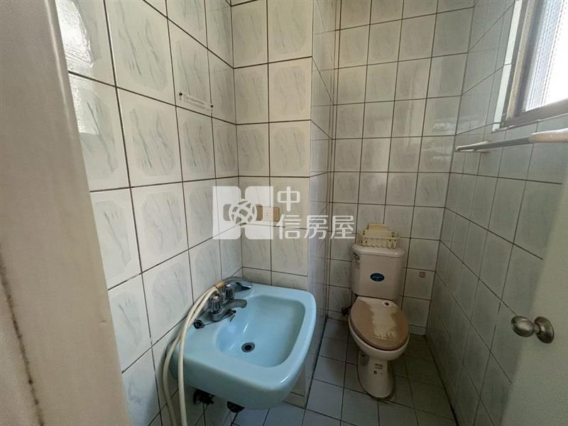 (A)文中路龍壽庭園大4房可辦公/住家-工業宅(中信卓越團隊)房屋室內格局與周邊環境