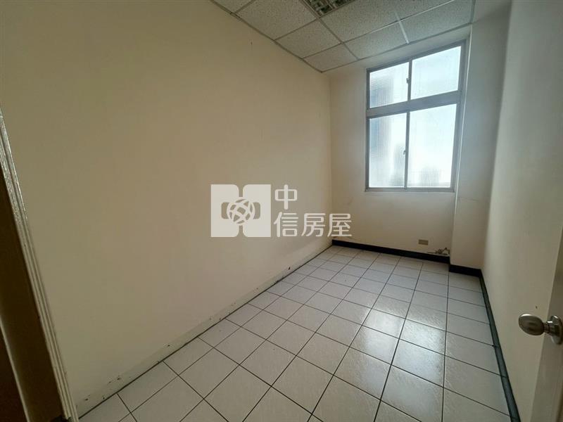 (A)文中路龍壽庭園大4房可辦公/住家-工業宅(中信卓越團隊)房屋室內格局與周邊環境