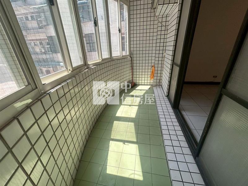 (A)文中路龍壽庭園大4房可辦公/住家-工業宅(中信卓越團隊)房屋室內格局與周邊環境