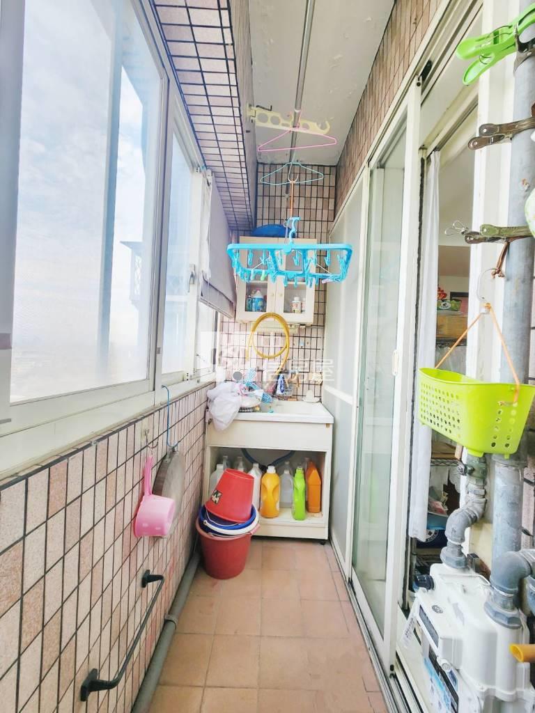 【新世紀】中正公園.將像景觀大3+1房+大車位房屋室內格局與周邊環境