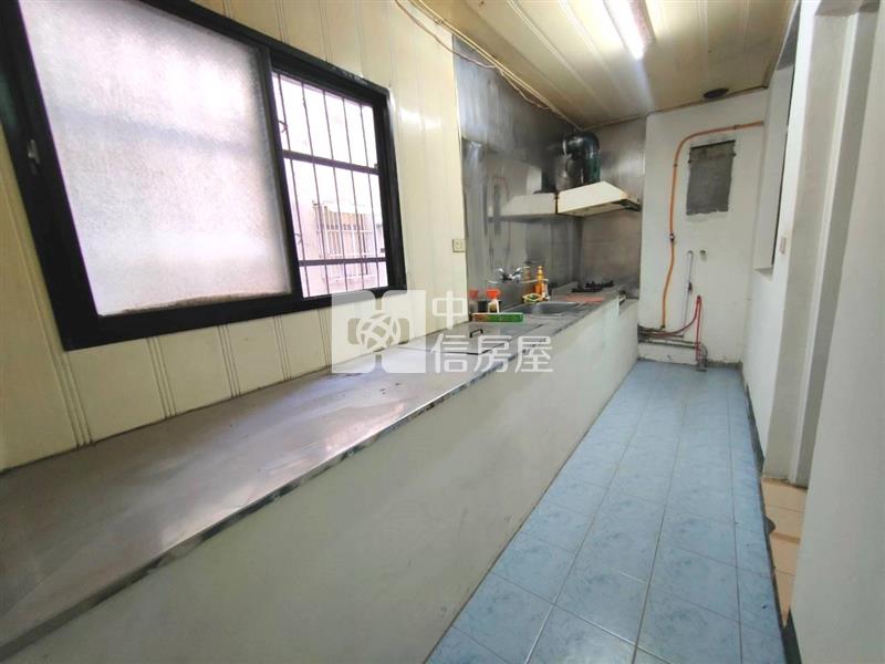 【新世紀】桃園區愛國街三房公寓房屋室內格局與周邊環境