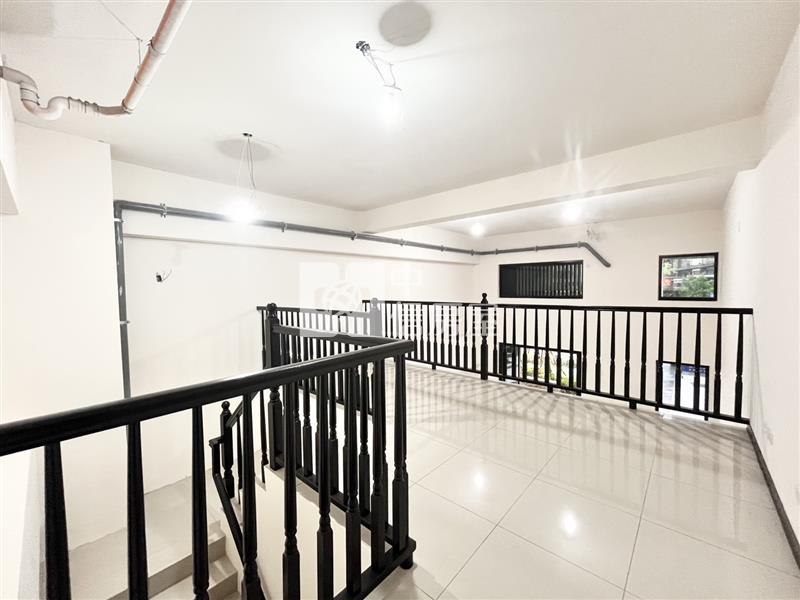 正進化路皇普莊園金店面房屋室內格局與周邊環境