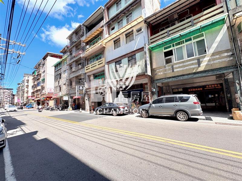 【冠軍】祥豐收租電梯金透店房屋室內格局與周邊環境