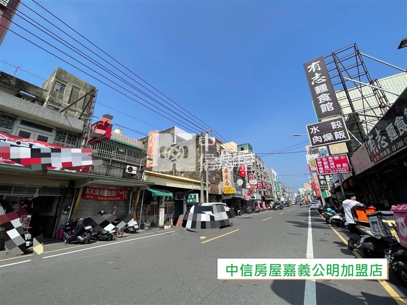 朴子商業區4店面建地房屋室內格局與周邊環境