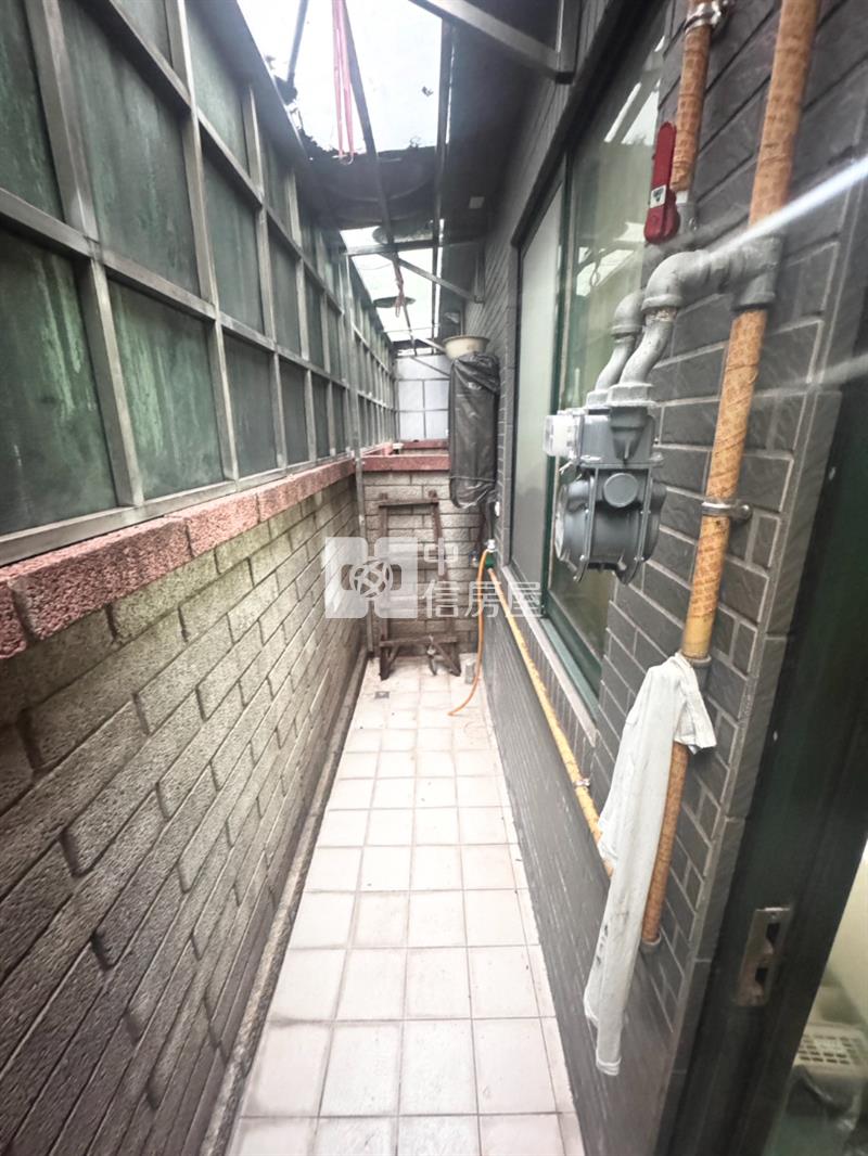 專任 平鎮區 復旦中學 翰林書苑 雙車別墅房屋室內格局與周邊環境