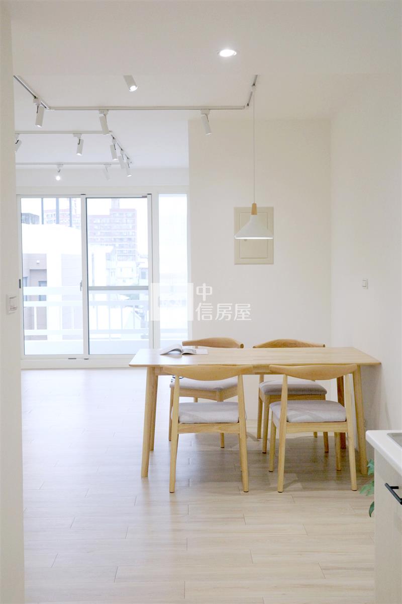 興大慢活國泰精裝大三房房屋室內格局與周邊環境