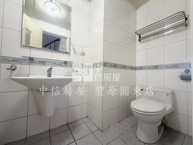 臨大明中學3樓透店房屋室內格局與周邊環境