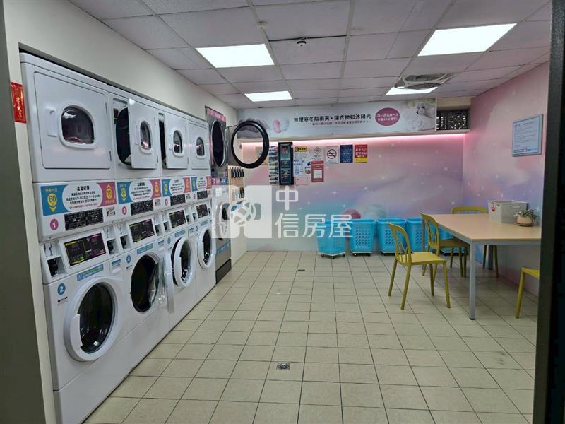 歐夏蕾摩登套房★北區中國醫商圈房屋室內格局與周邊環境