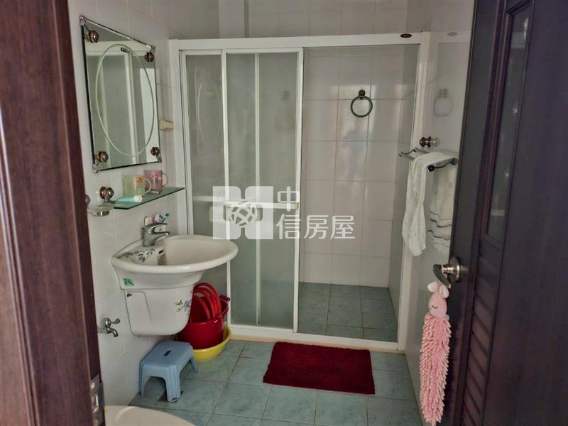 近建南公園傳統孝親車墅房屋室內格局與周邊環境