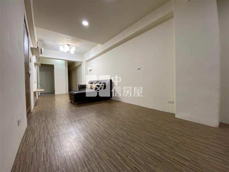 中國醫華廈二樓三房房屋室內格局與周邊環境