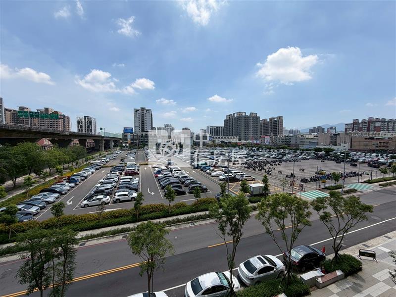 昕光之櫻大兩房兩衛平車面停車場房屋室內格局與周邊環境