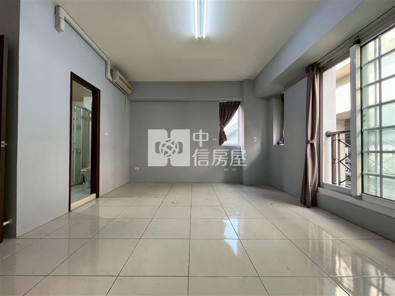 住店合一寶運一境四房臨路透天房屋室內格局與周邊環境