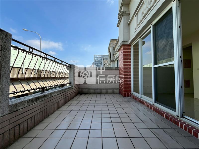 住店合一寶運一境四房臨路透天房屋室內格局與周邊環境