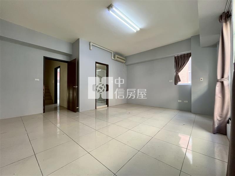 住店合一寶運一境四房臨路透天房屋室內格局與周邊環境