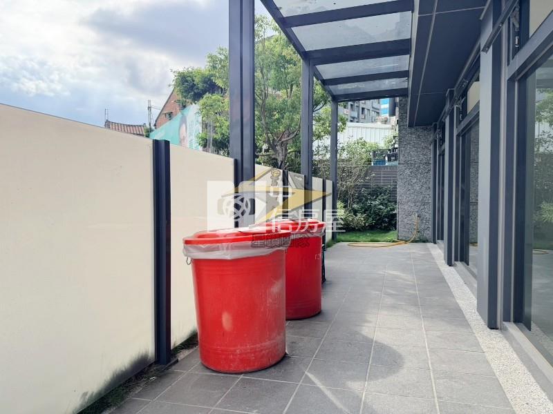 【星鑽】桃園火車站｜正20米馬路口｜黃金店面房屋室內格局與周邊環境