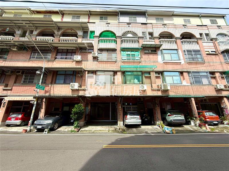萬丹雙學區8米路住房屋室內格局與周邊環境