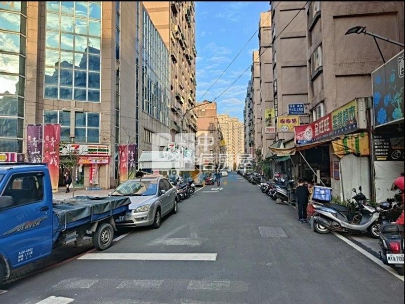 【新夢想】比佛利大面寬金店面房屋室內格局與周邊環境