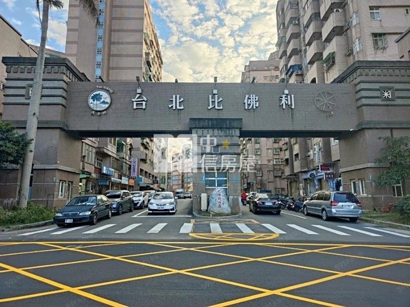 【新夢想】比佛利大面寬金店面房屋室內格局與周邊環境