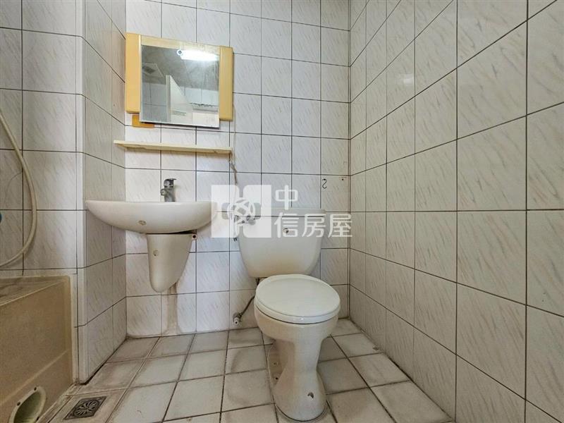 內埔市區觀景大樓三房房屋室內格局與周邊環境