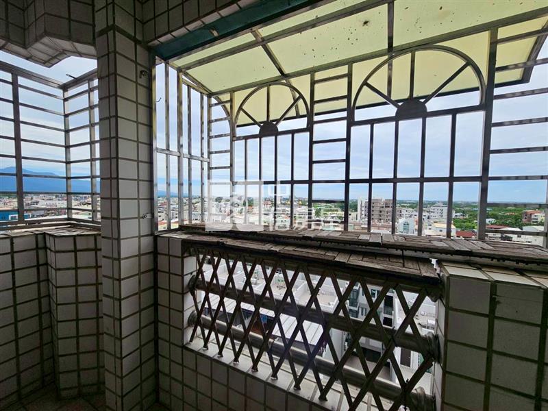 內埔市區觀景大樓三房房屋室內格局與周邊環境