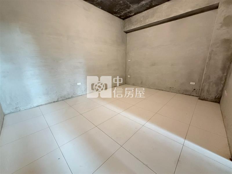 龍潭市區全新獨棟電梯別墅房屋室內格局與周邊環境