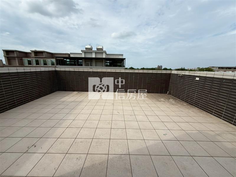 龍潭市區全新獨棟電梯別墅房屋室內格局與周邊環境