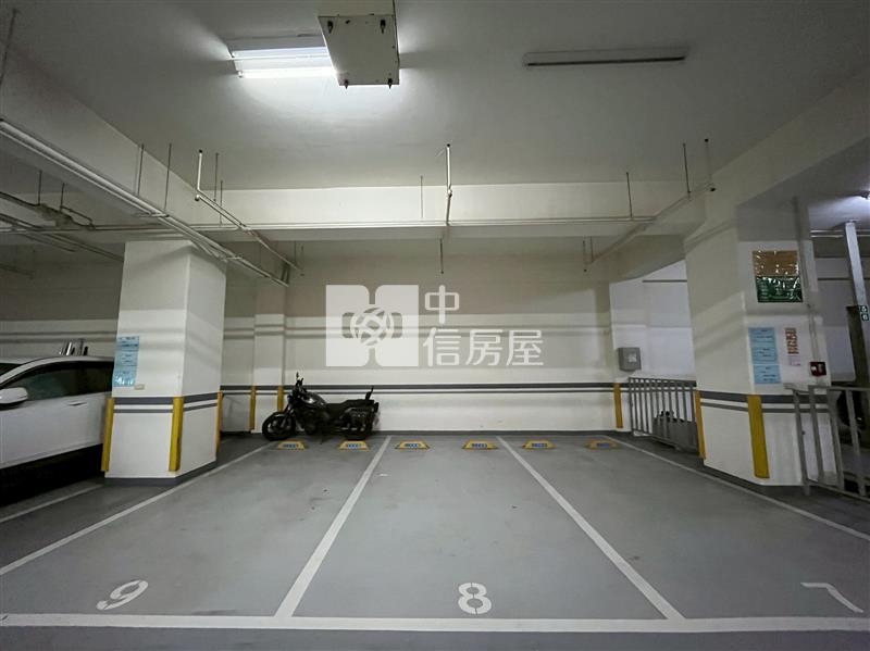 六月微風高樓層朝南三房平車房屋室內格局與周邊環境