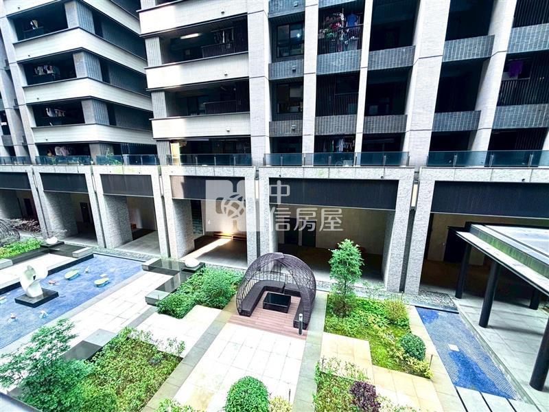 新橫濱星野區全新未住露台兩房房屋室內格局與周邊環境