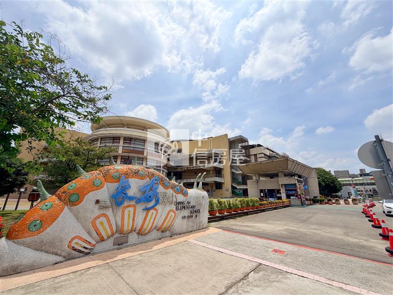 櫻花之市採光套房房屋室內格局與周邊環境