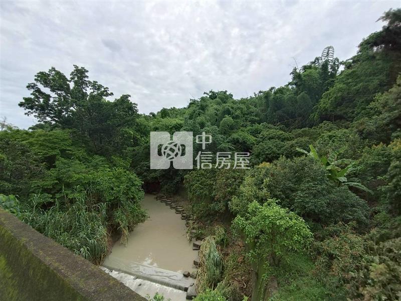 龍崎龍船1.4甲農地房屋室內格局與周邊環境
