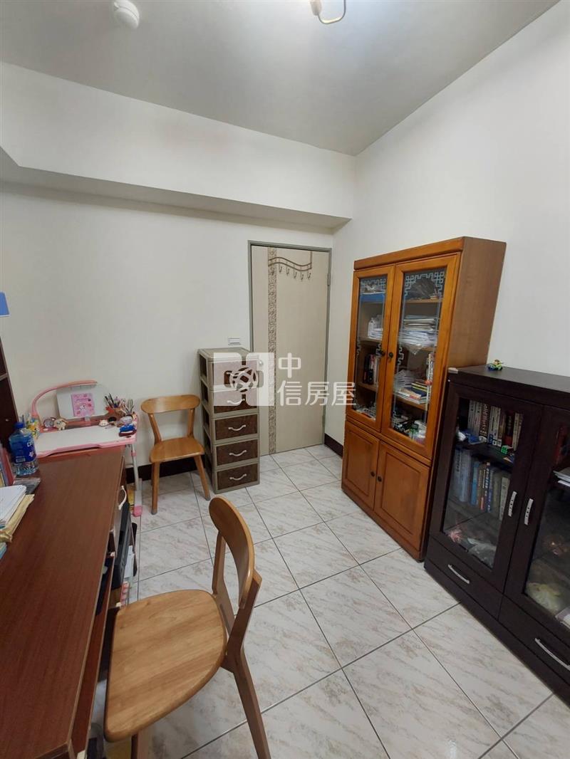 【神馬】內壢高中旁鴻福大街C區美三房房屋室內格局與周邊環境