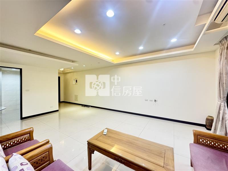 【奔馳】合雄御璽三面採光四房車房屋室內格局與周邊環境