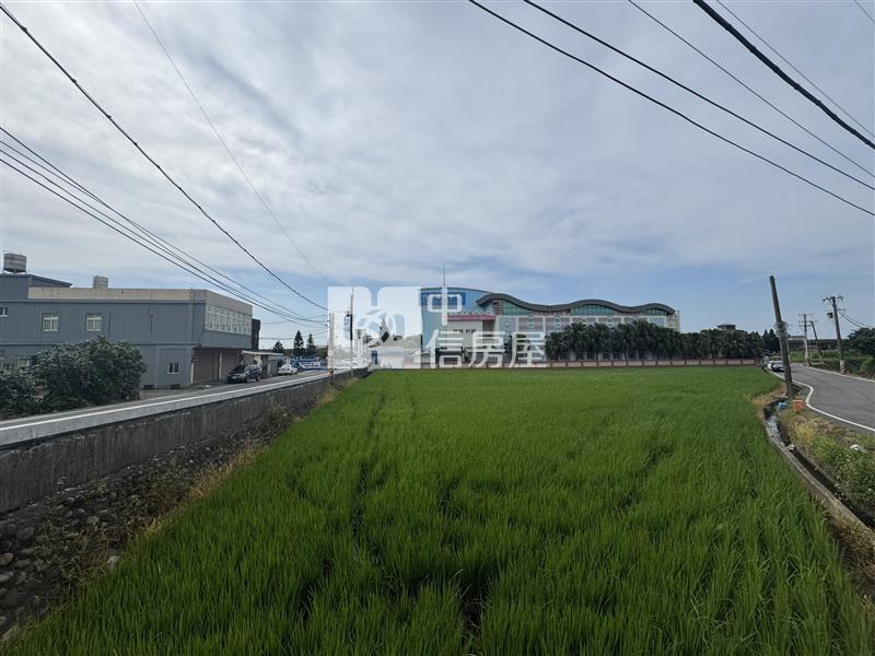 竹圍國中旁美農地-1房屋室內格局與周邊環境