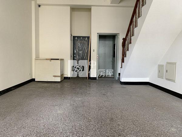 大里街市場電梯透店房屋室內格局與周邊環境