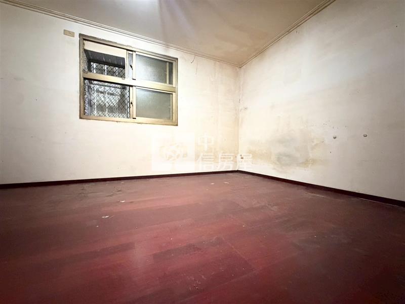 東區旱溪旁透天房屋室內格局與周邊環境