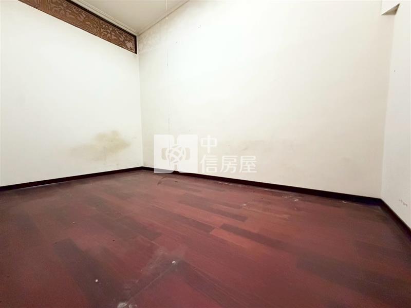 東區旱溪旁透天房屋室內格局與周邊環境