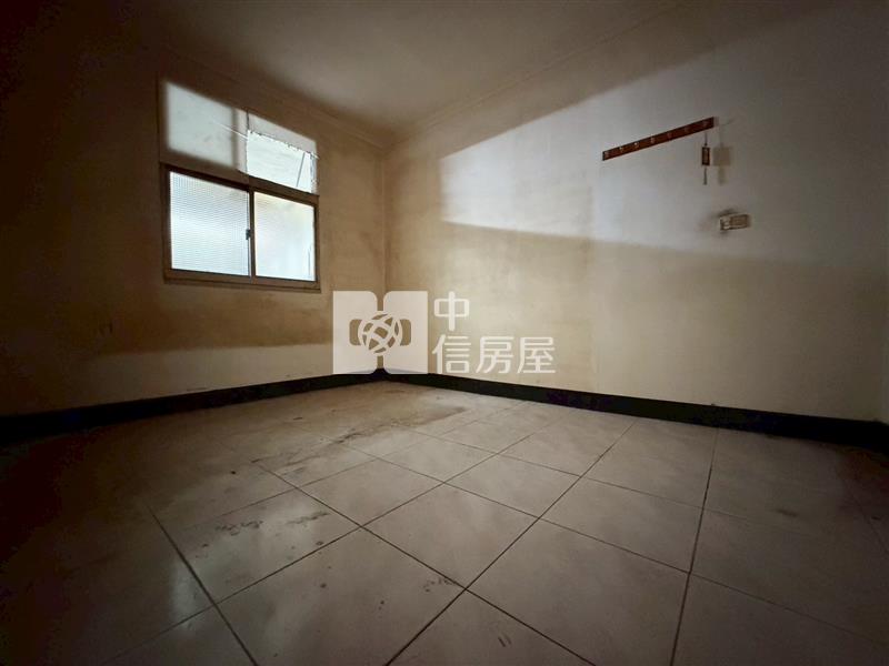 東區旱溪旁透天房屋室內格局與周邊環境