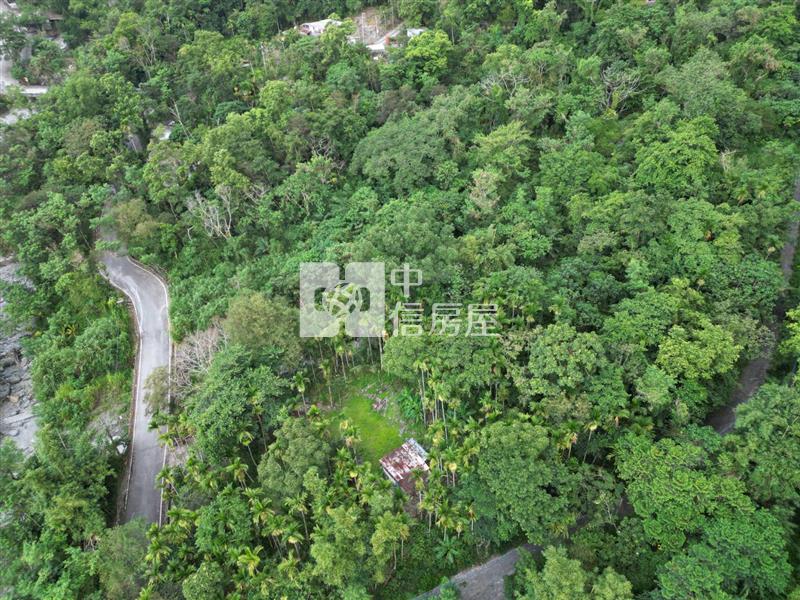 鯉魚潭台九丙旁山景原保農地房屋室內格局與周邊環境