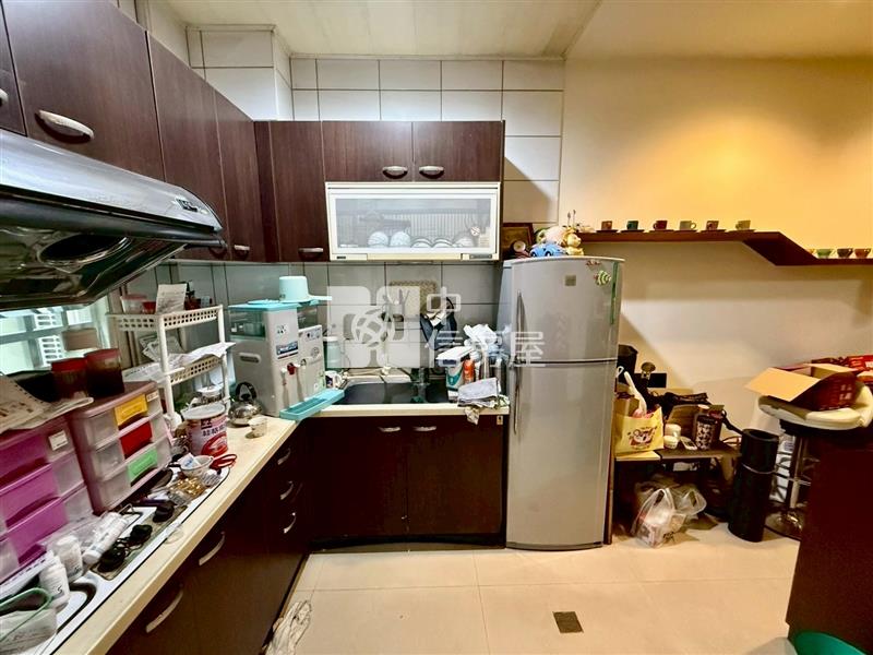東光園道震後孝親房清幽車庫別墅房屋室內格局與周邊環境