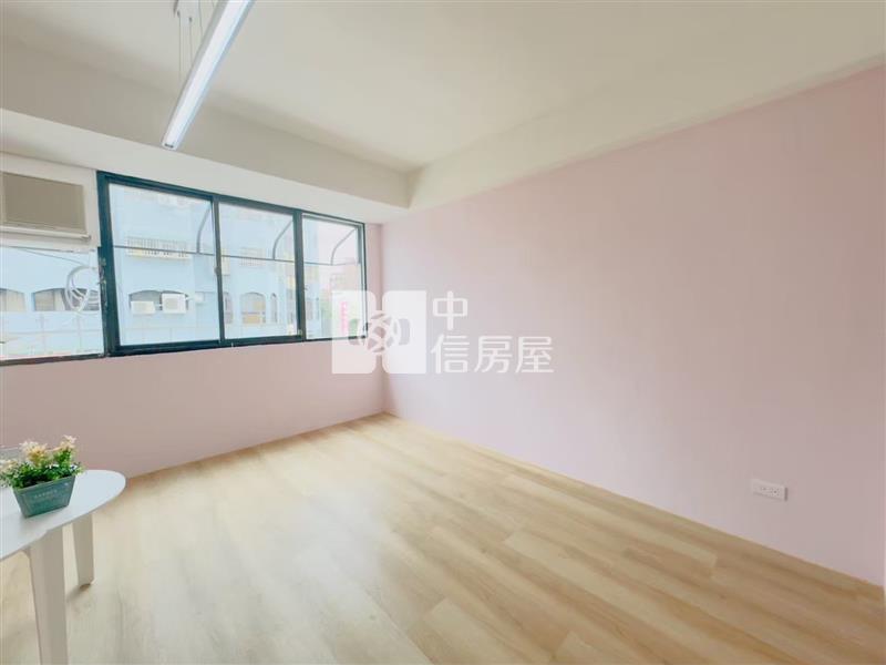中醫學士精裝大三房房屋室內格局與周邊環境