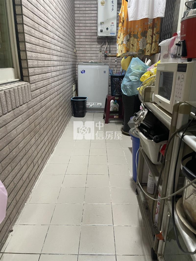 春虹麗晶花園3+1房房屋室內格局與周邊環境