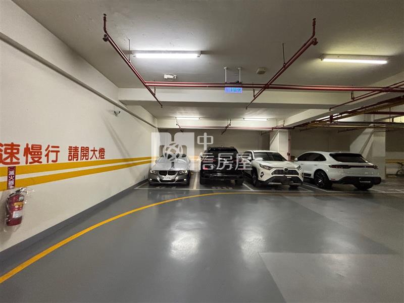 11期仁美國小三改二房雙平車房屋室內格局與周邊環境